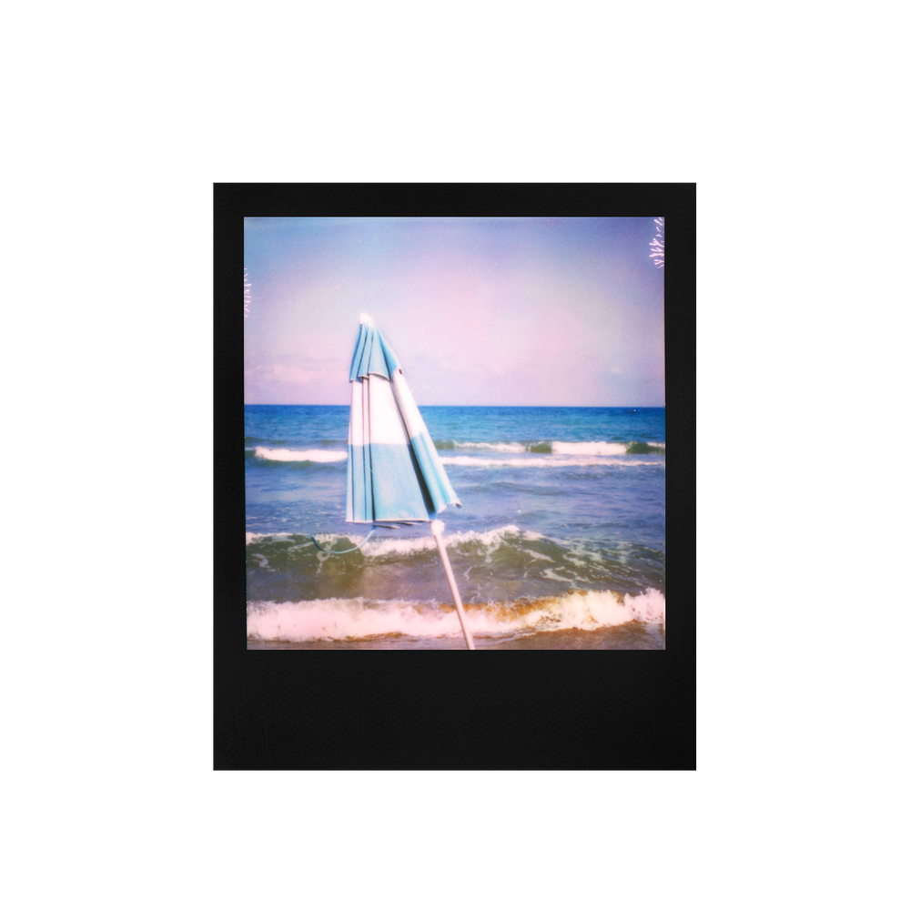 Color i-Type Film - Black Frame Edition